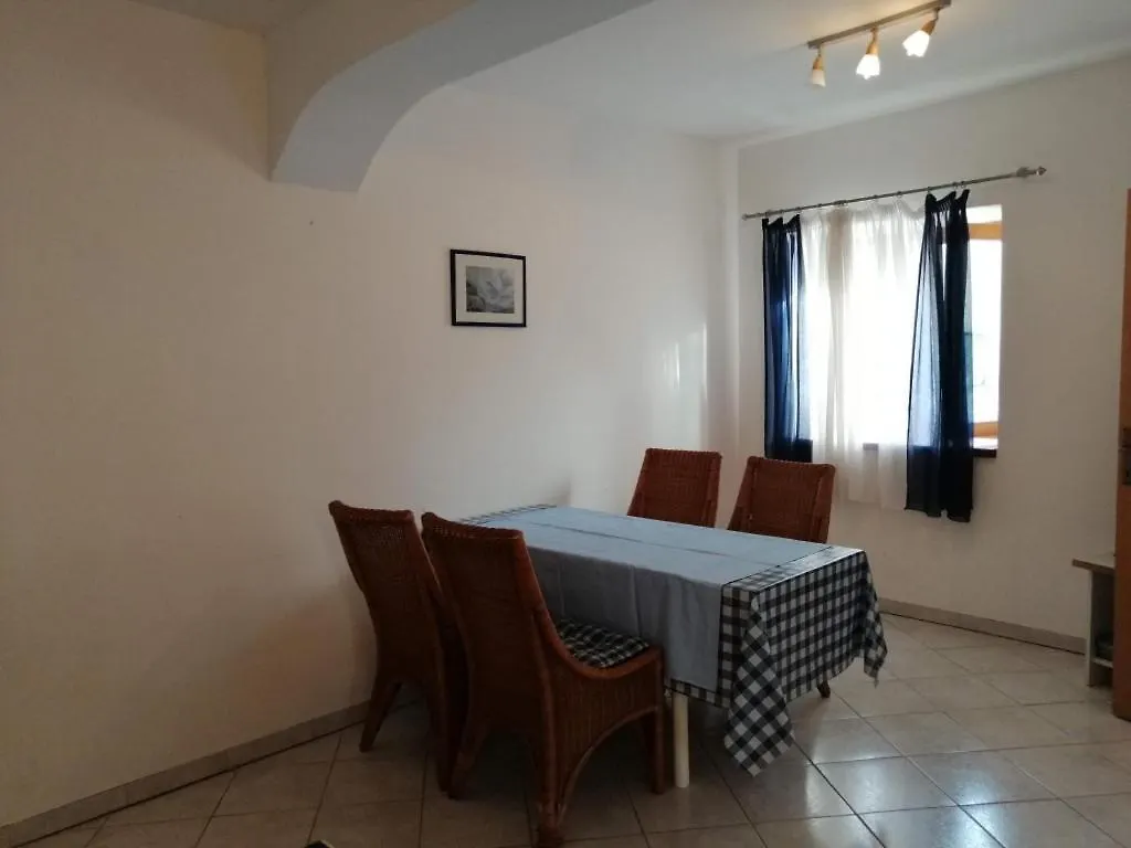 Holiday Apartment In Funtana With Air Conditioning, Wifi, Washing Machine 4982-7 0*,