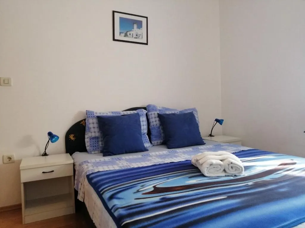 Holiday Apartment In Funtana With Air Conditioning, Wifi, Washing Machine 4982-7